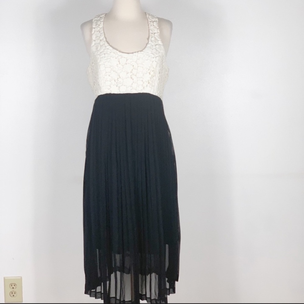Gorgeous dress by Twinkle by Wenlan